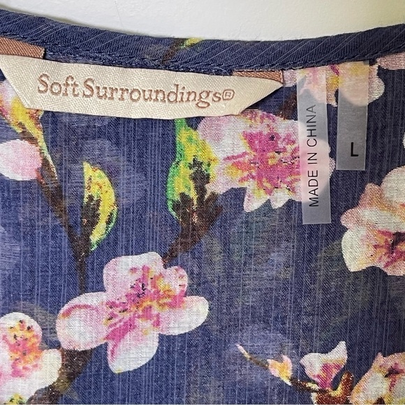 Soft Surroundings Adele Cherry Blossom Tunic Top V-Neck Long Sleeve Navy Blue - Picture 12 of 17